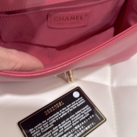 Chanel Boy Bag Small pink Leather with Tweed and champagne HDW. in pristine cond - Picture 7 of 10
